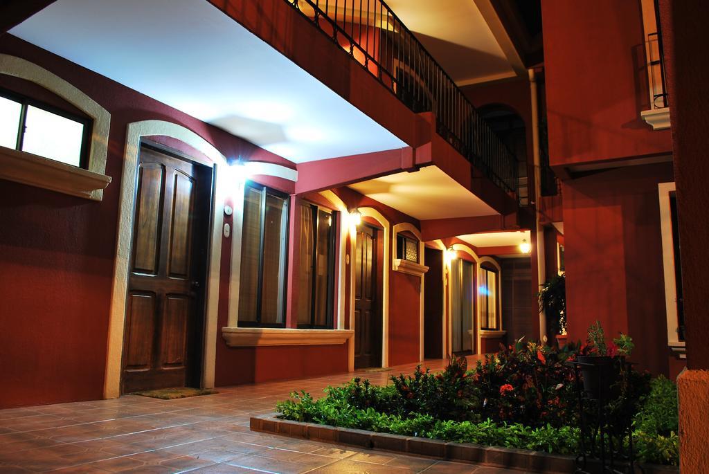 Apartotel Don Luis San Antonio De Belen Habitación foto